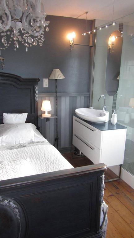 Villa Le Lac Cottage Au Bord Du Lac D'Annecy - Chambre Chez L'Habitant - Les Terrasses Du Lac 베이리에-뒤-락 객실 사진
