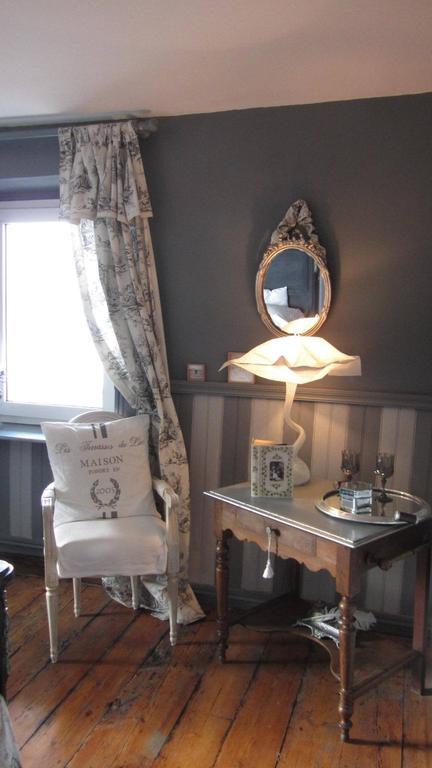 Villa Le Lac Cottage Au Bord Du Lac D'Annecy - Chambre Chez L'Habitant - Les Terrasses Du Lac 베이리에-뒤-락 객실 사진
